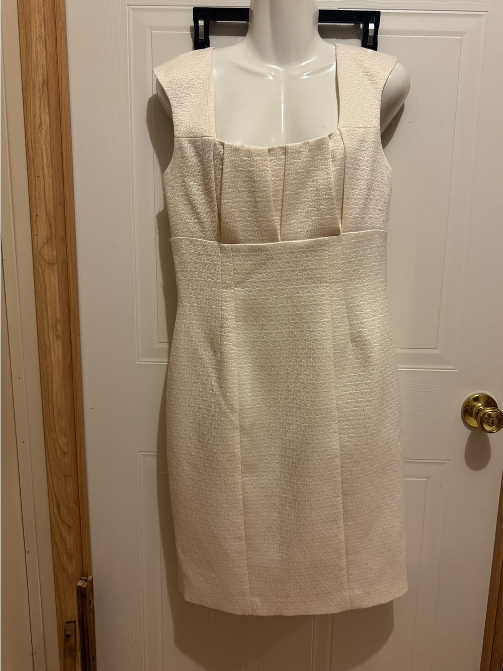 Calvin Klein Sz 8 Cream Square-Neck Textured Dress VGUC 😊😊